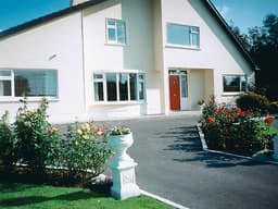 Nephin B&B logo
