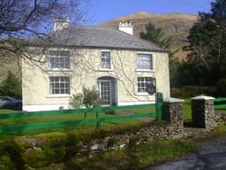 Glen Valley House B&B logo