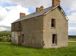 McCool, John (1670s) Farm House logo