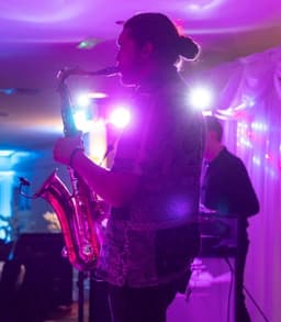 Pro Wedding DJ - Tommy Finan logo