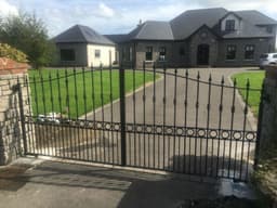 Kilkenny Gates Ltd logo