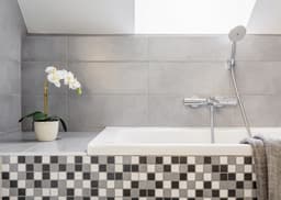 Bathroom Tiler . ie logo