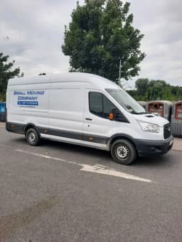 Small Moving Company logo