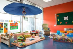 Giraffe Childcare Park West logo