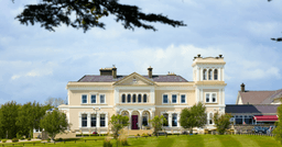 Manor House Country Hotel logo