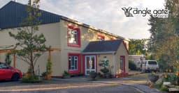 Dingle Gate Hostel logo