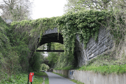 Dundanion House Bridge logo