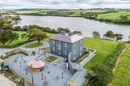 Ballywilliam House, Kinsale, sleeps 32 guests logo