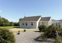 Trident Holiday Homes - Kilmore Holiday Home logo