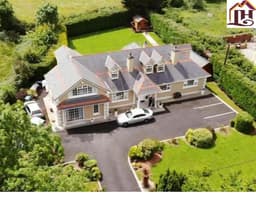Leabrook House B & B logo