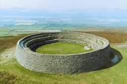 Grianan Of Aileach logo