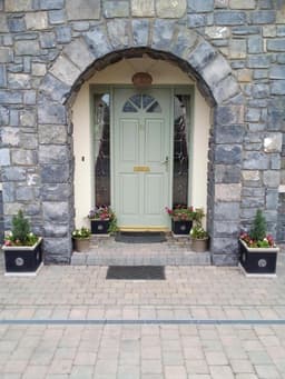 Lír B&B logo