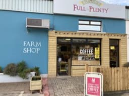 Regan’s Full & Plenty Farm Shop logo