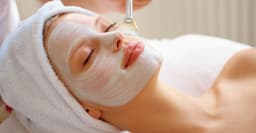 Natallia Hunt - Beauty Therapist logo