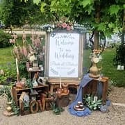 Green Willow Weddings logo