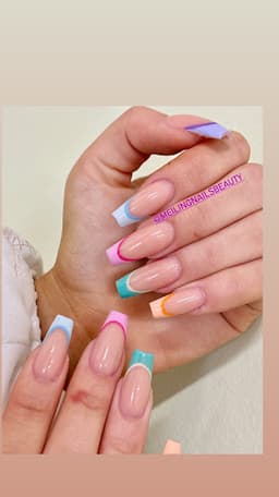 Meiling Nails & Beauty logo