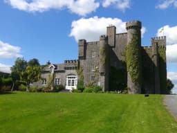 Lisheen Castle Rental logo
