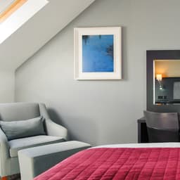 Cliffs Of Moher Hotel logo