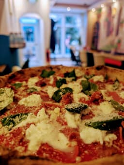Epomeo Pizza logo