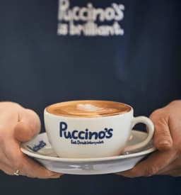 Puccino's Cafe logo