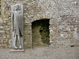 Cantwell Fada effigy logo