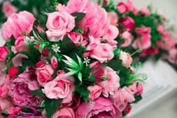 Silk Flowers Creations logo