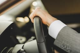 KENMARE TAXI - DENIS GRIFFIN logo
