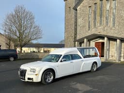 Irish Diamond Limousine Ltd logo