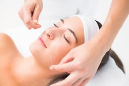 Ellio Beauty & Wellness logo