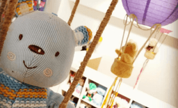 Bambi's Toy Shop logo