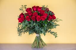 Flowers by Luis logo