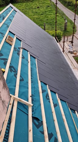 Armstrong Roofing logo
