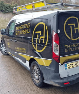 TH Heating & Plumbing logo
