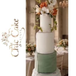 The Chic Cake Boutique logo