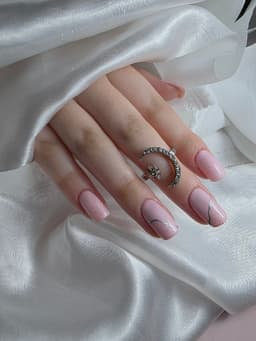 Aima Nails logo