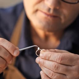 Mac Eoin Jewellers logo