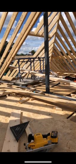 Stone Roofing & Carpentry logo