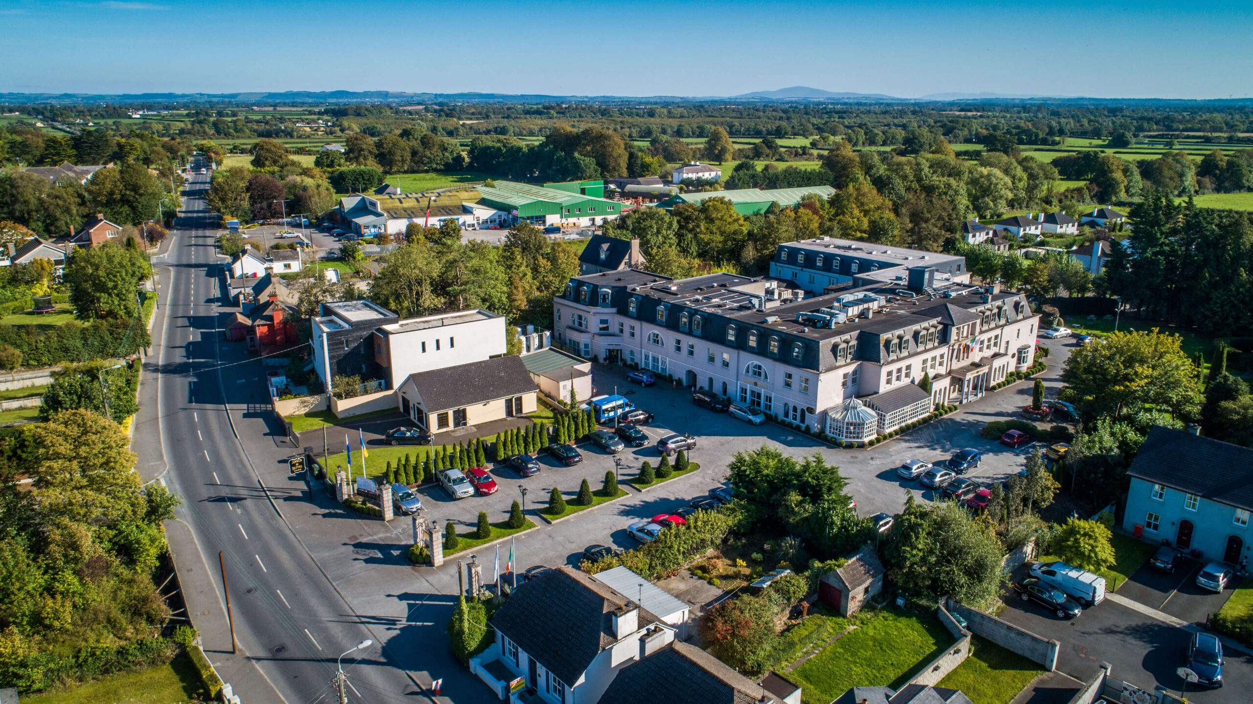 Anner Hotel 4 Star