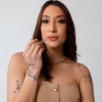 Karine Françozi | Lip Blush Artist in Dublin