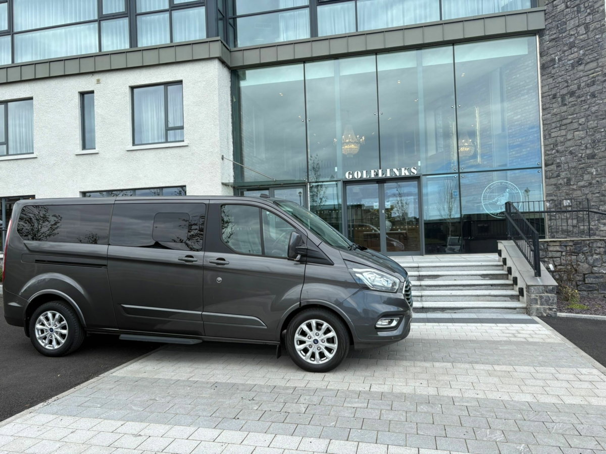 KM Taxis & Bus hire