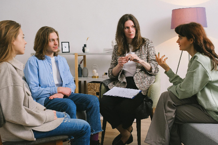Rebecca Cresham Counselling & Psychotherapy