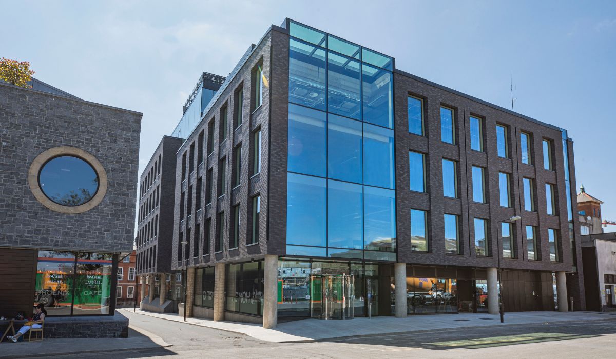 The Eight Building