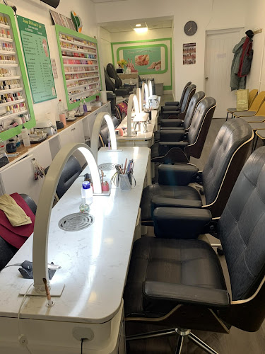 Trang USA Nails