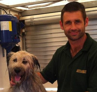 Mucky Mutts Mobile Van