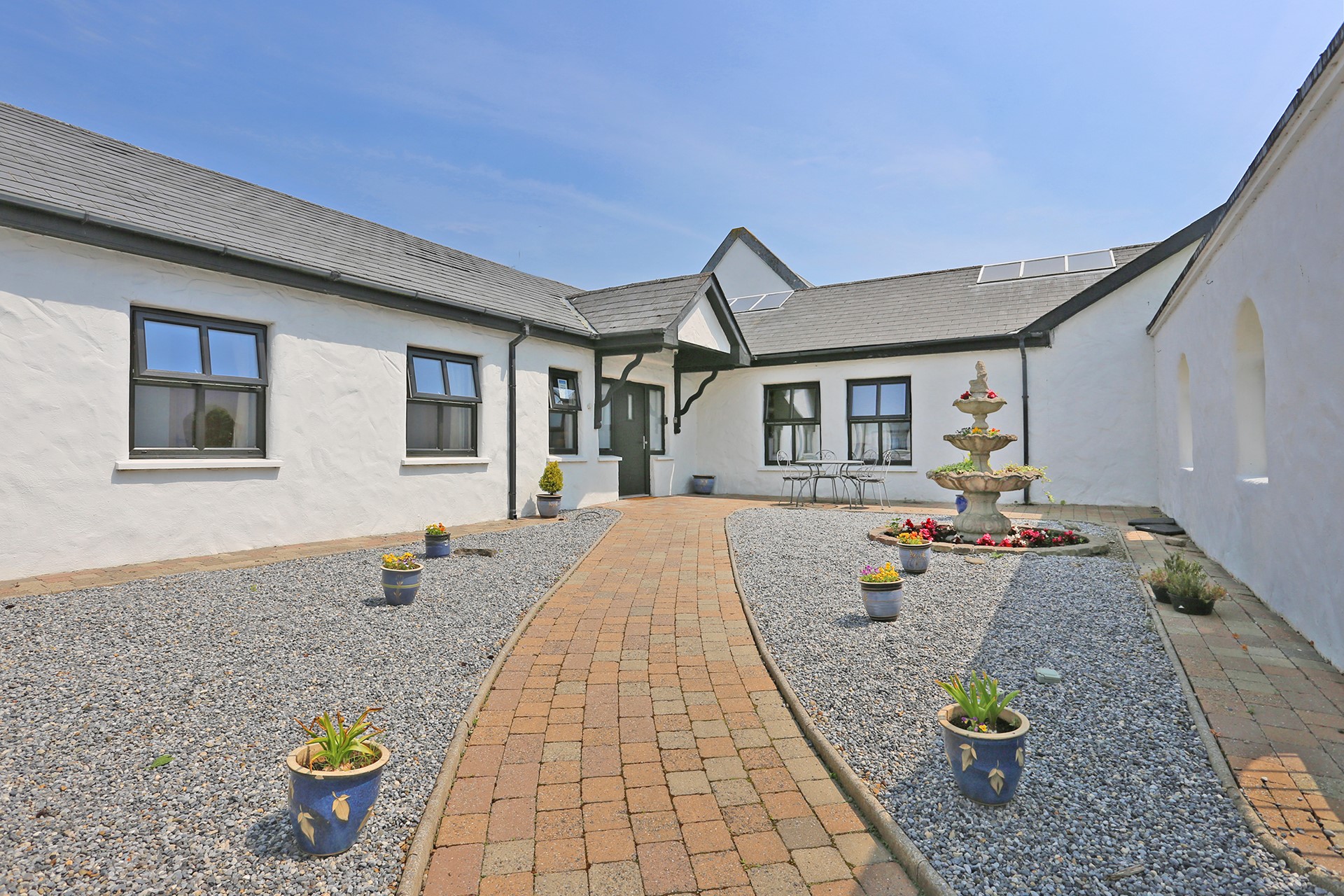 The Courtyard B&B book direct for best prices
