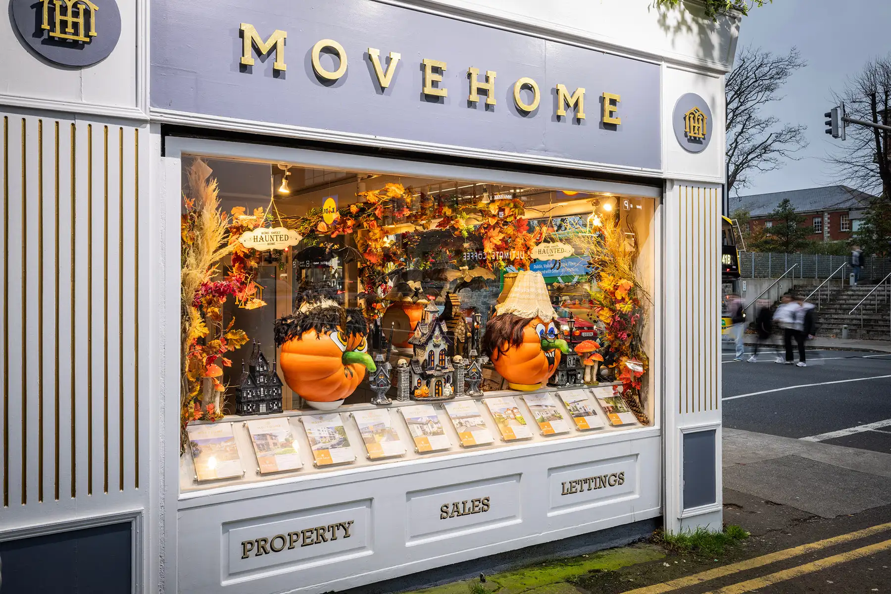 MoveHome Estate Agents.