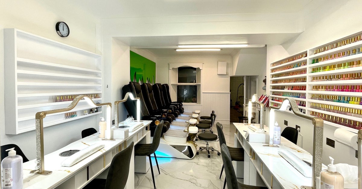 Pick Me Nail & Foot Spa