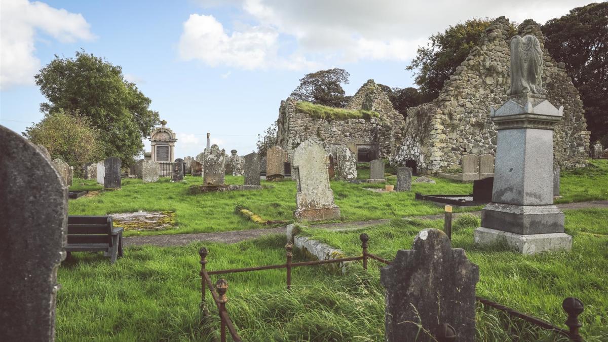Templecorran Church & Graveyard