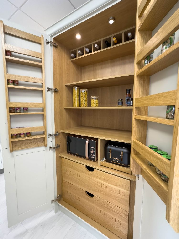 Platinum Kitchens and Bedrooms