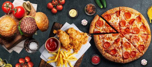 Golden Chippy pizza & kebab Derry